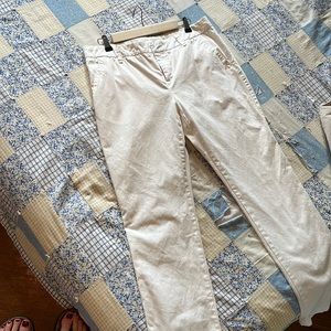 Like new Garnet Hill straight leg white chinos